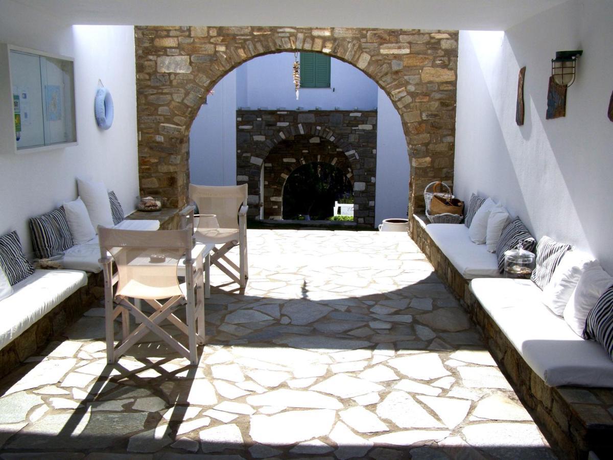 Elena & Hotel apartamentowy Piso Livadi