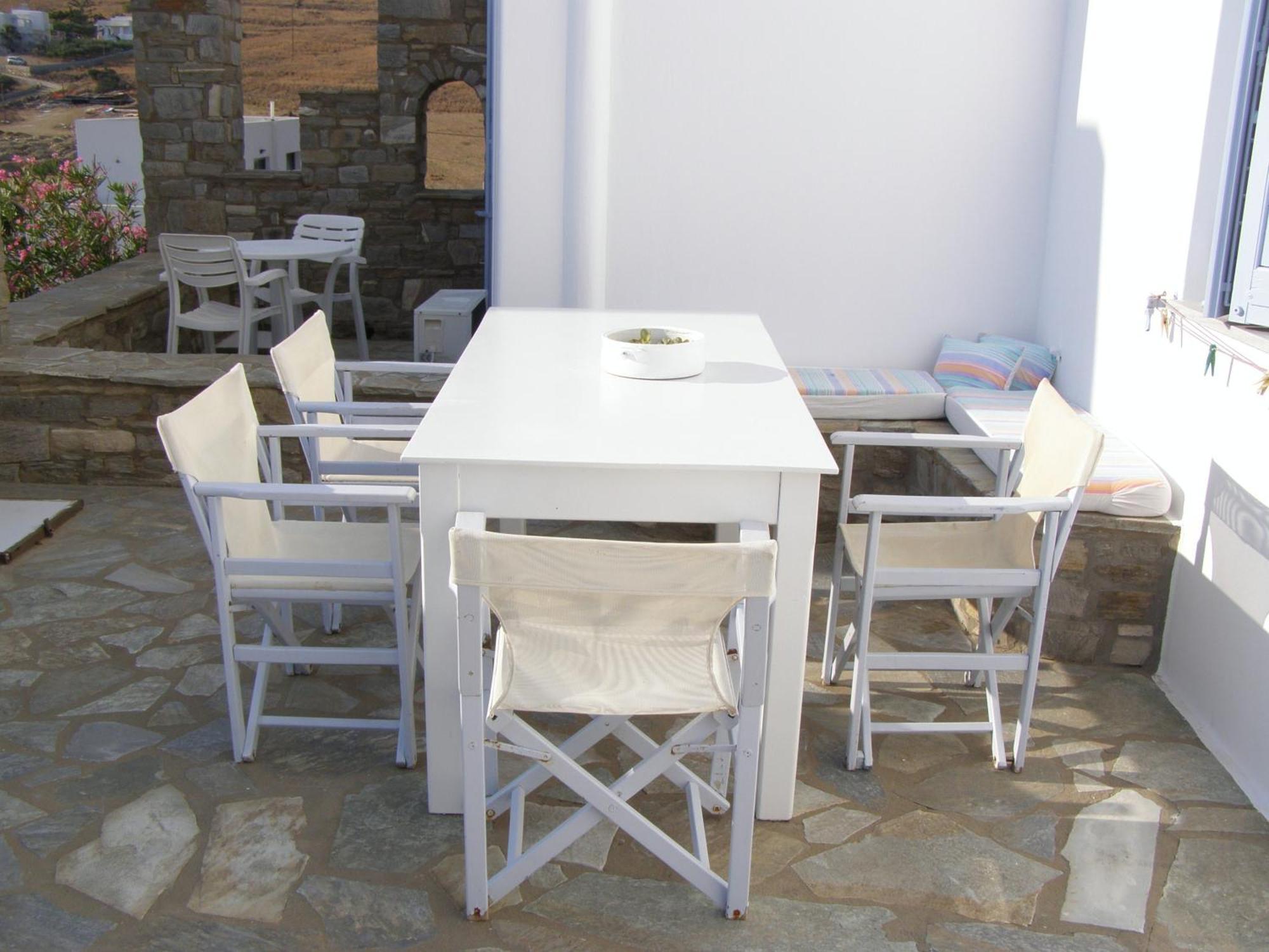 Elena & 4* Piso Livadi